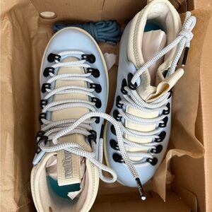 NEW IN BOX - Native Shoes: Fitzsimmons Venture Boots, size 6 women’s, Blue